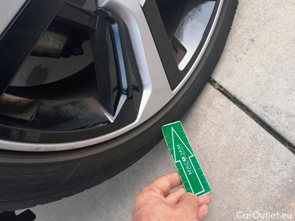  Audi  A1 Sportback AUDI A1 / 2018 / 5P / berlina con portón Sportback Adrenalin 25 TFSI 70kW (95CV)(SP)(SL) #9