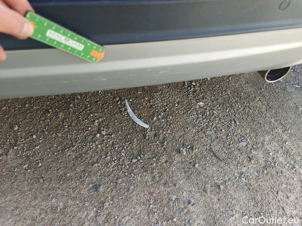  Ford  Kuga FORD  / 2016 / 5P / todoterreno 1.5 EcoBoost 88kW 4x2 Trend+ (CX) #4