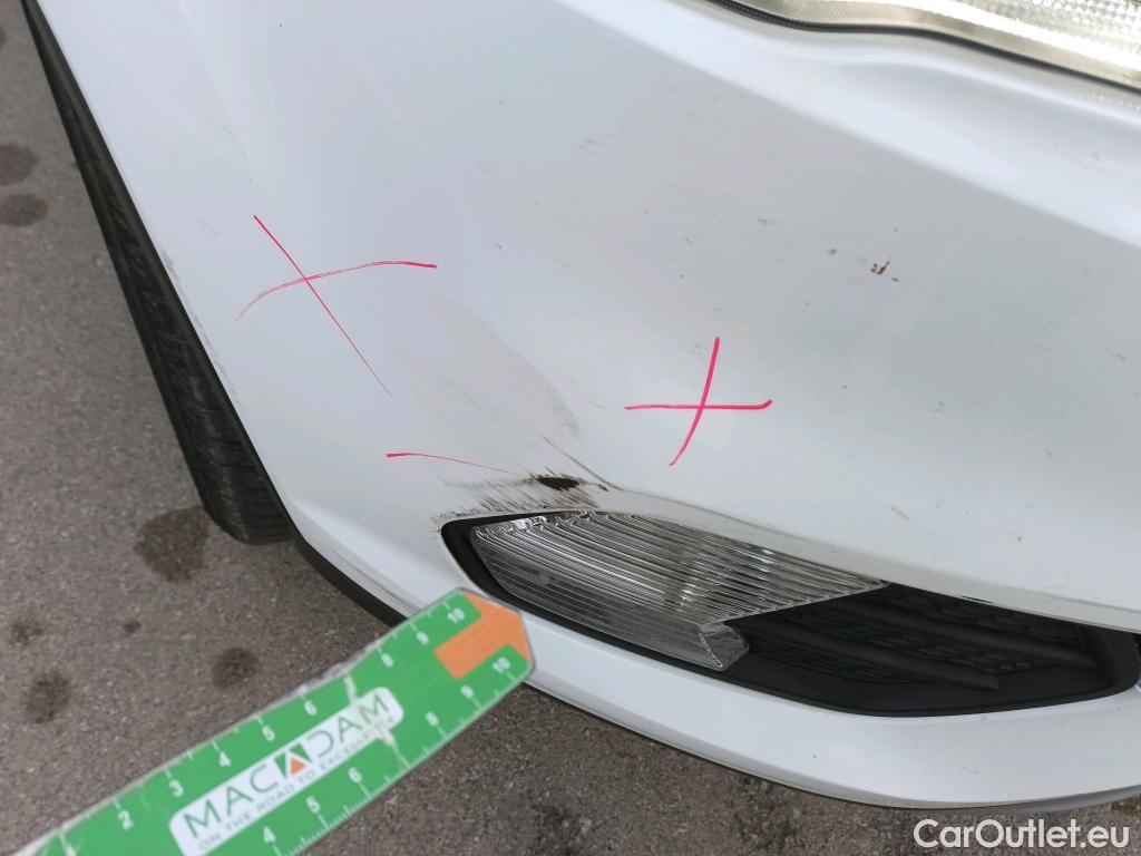  Ford  Kuga FORD  / 2016 / 5P / todoterreno 1.5 EcoBoost 88kW 4x2 Trend+ (CX) #22