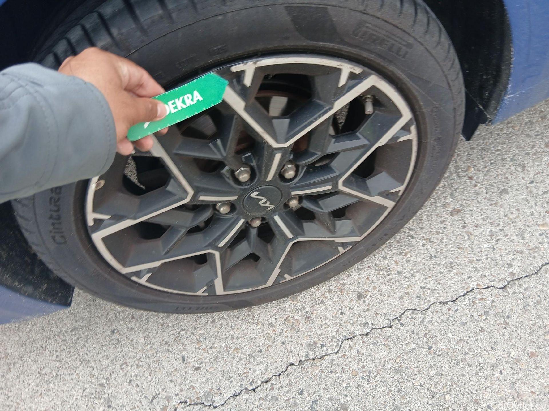  KIA  Cee'd Ceed Sportswagon GT Line 1.5 T-GDI 160CV AT7 E6d #26