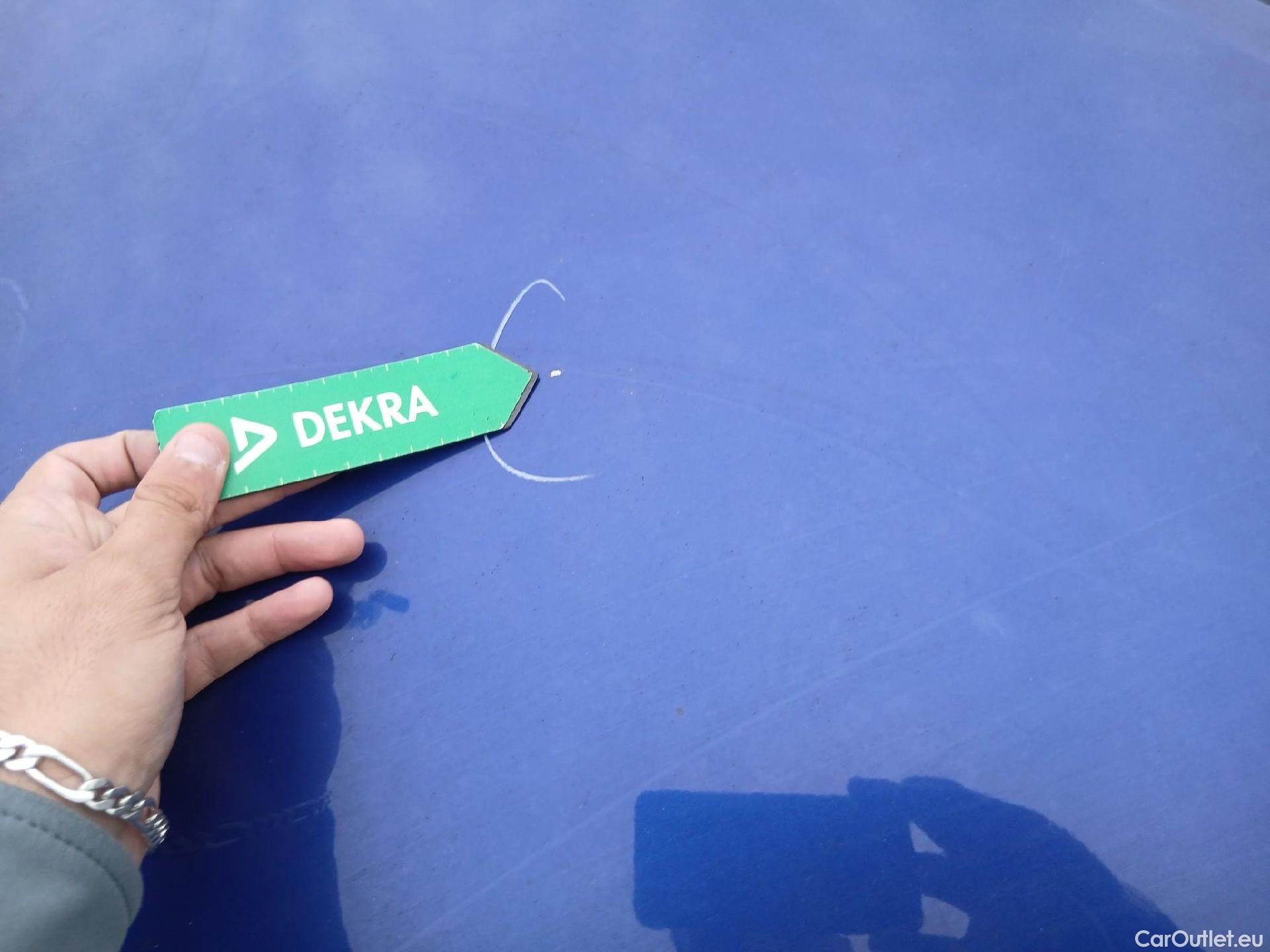  Hyundai   Ioniq HYUNDAI / 2016 / 5P / berlina con portón 1.6 GDI HEV Klass DCT #49