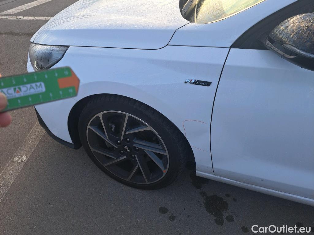  Hyundai  i30 HYUNDAI  / 2020 / 5P / berlina con portón 1.5 TGDI 48V N Line DCT #1