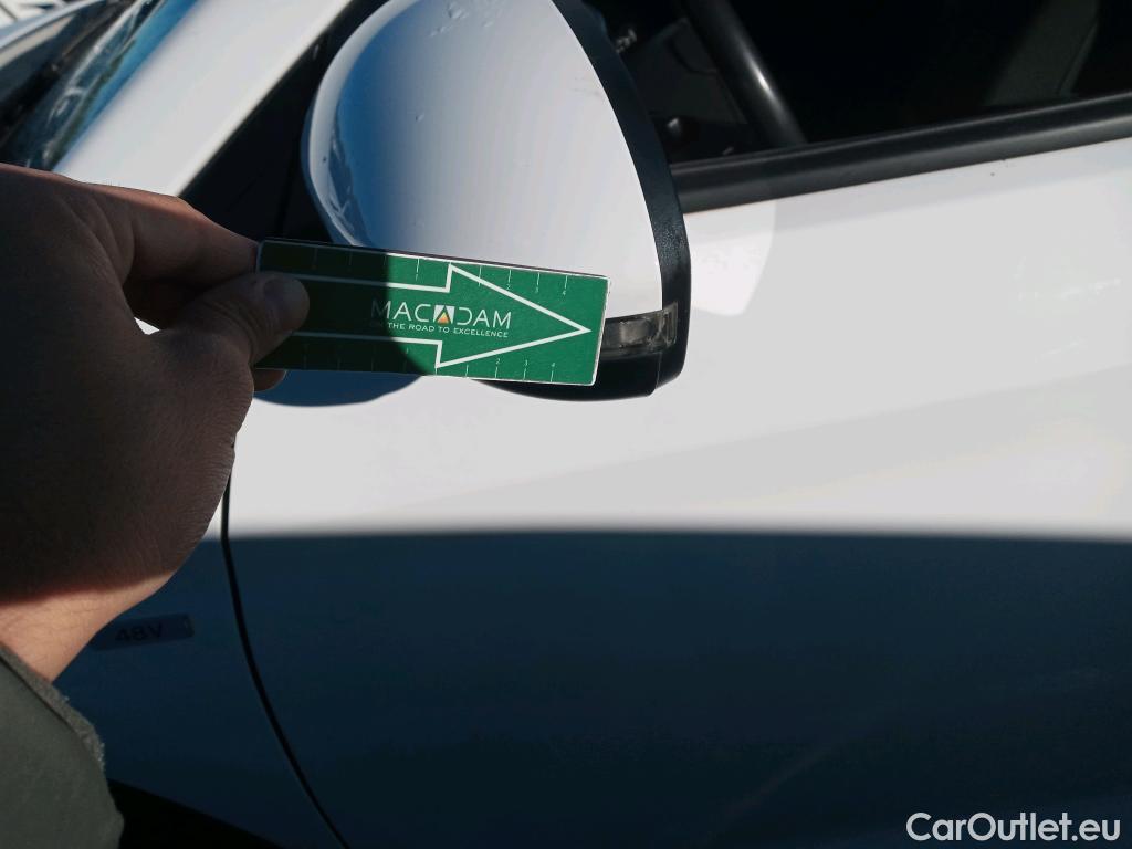  Hyundai  Tucson HYUNDAI  / 2018 / 5P / todoterreno 1.6 CRDI 85kW (116CV) 48V SLE 4X2(SP)(SL) #6