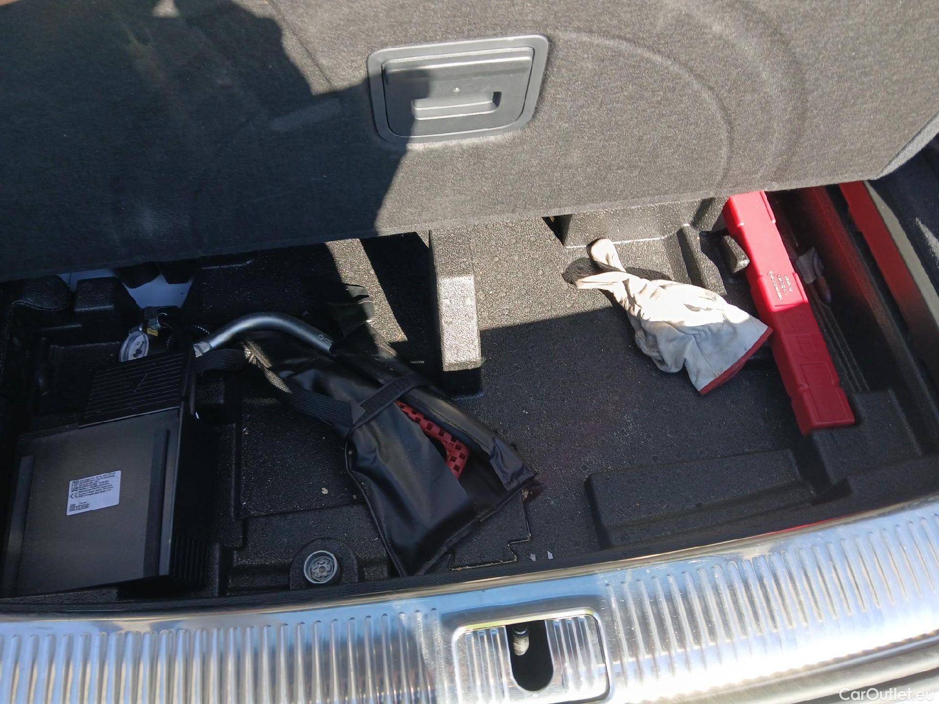  Audi  Q5 AUDI  / 2020 / 5P / todoterreno Advanced 35 TDI 120kW S tronic (AC2) #2