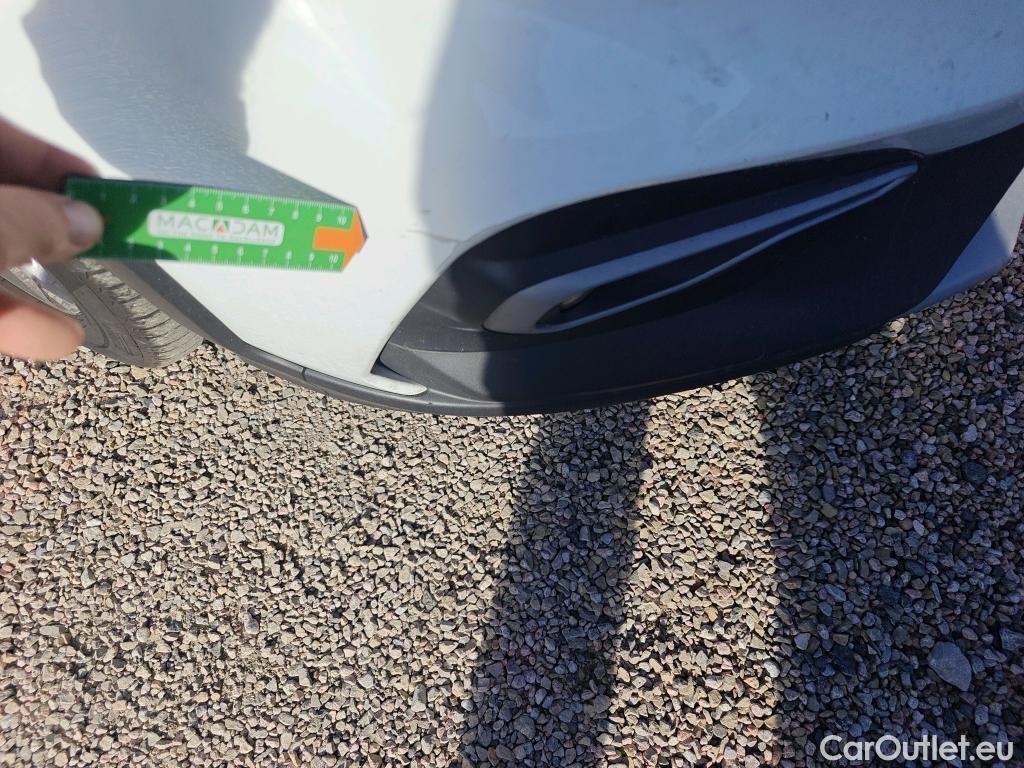  Ford  Focus FORD  / 2018 / 5P / familiar 1.5 Ecoblue 88kW Active SB #19