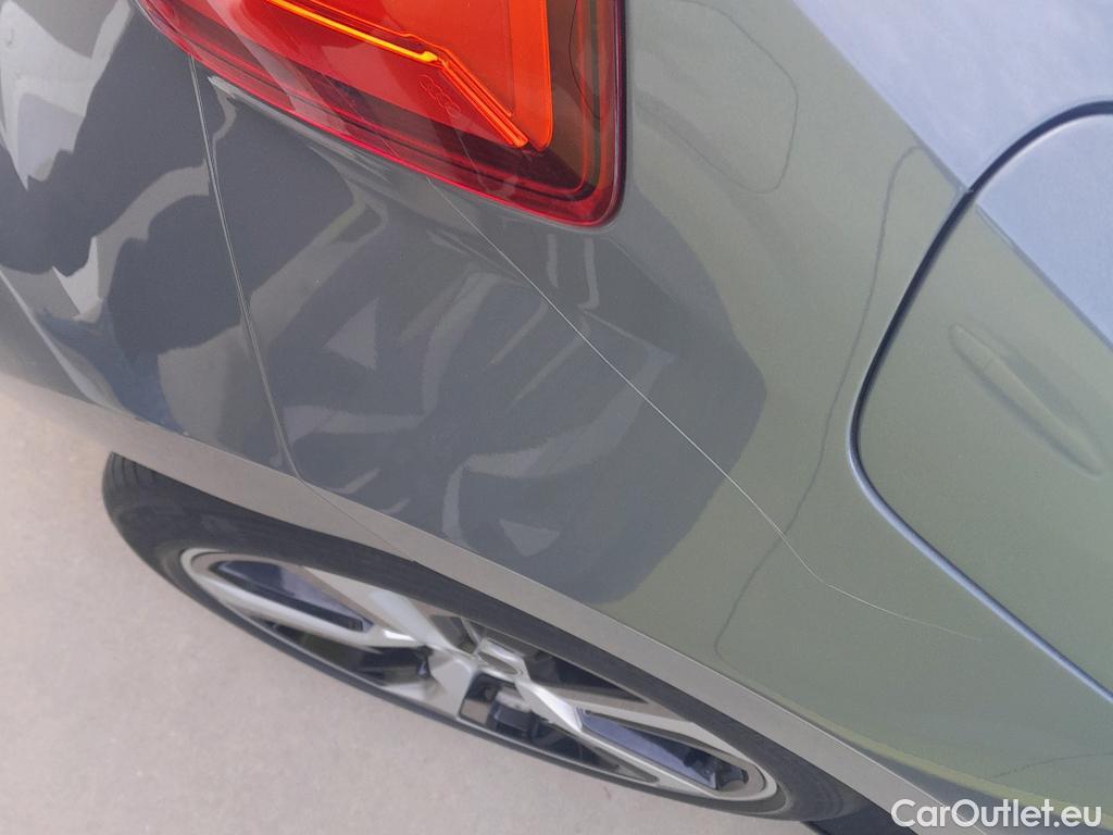  Audi  A1 Sportback AUDI A1 / 2018 / 5P / berlina con portón Sportback Adrenalin 25 TFSI 70kW (95CV)(SP)(SL) #27