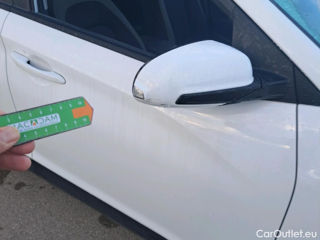  Hyundai  Konna HYUNDAI Kona / 2017 / 5P / todoterreno 1.0 TGDi Klass 4x2 #13