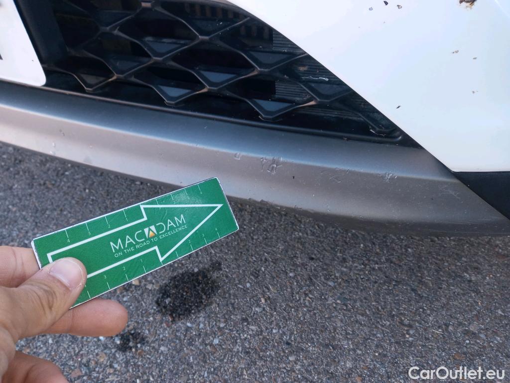  Hyundai  Tucson HYUNDAI  / 2018 / 5P / todoterreno 1.6 CRDI 85kW (116CV) 48V SLE 4X2(SP)(SL) #9