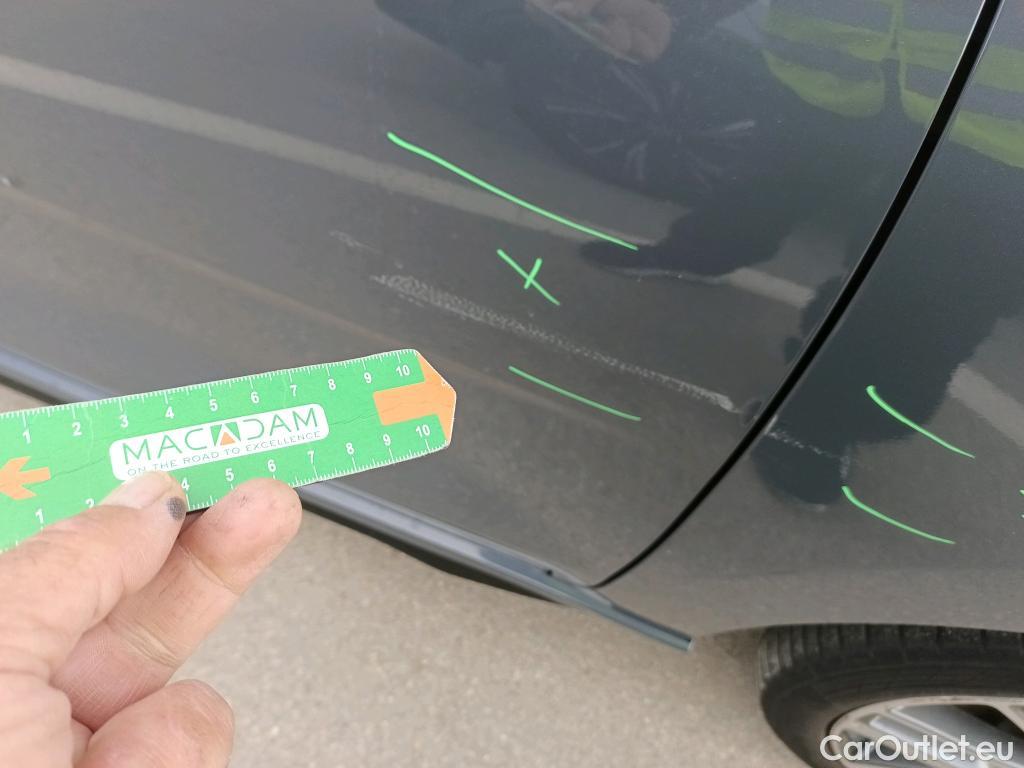  KIA  Rio KIA  / 2020 / 5P / berlina con portón 1.0 T-GDi 88kW MHEV GT Line DCT #8