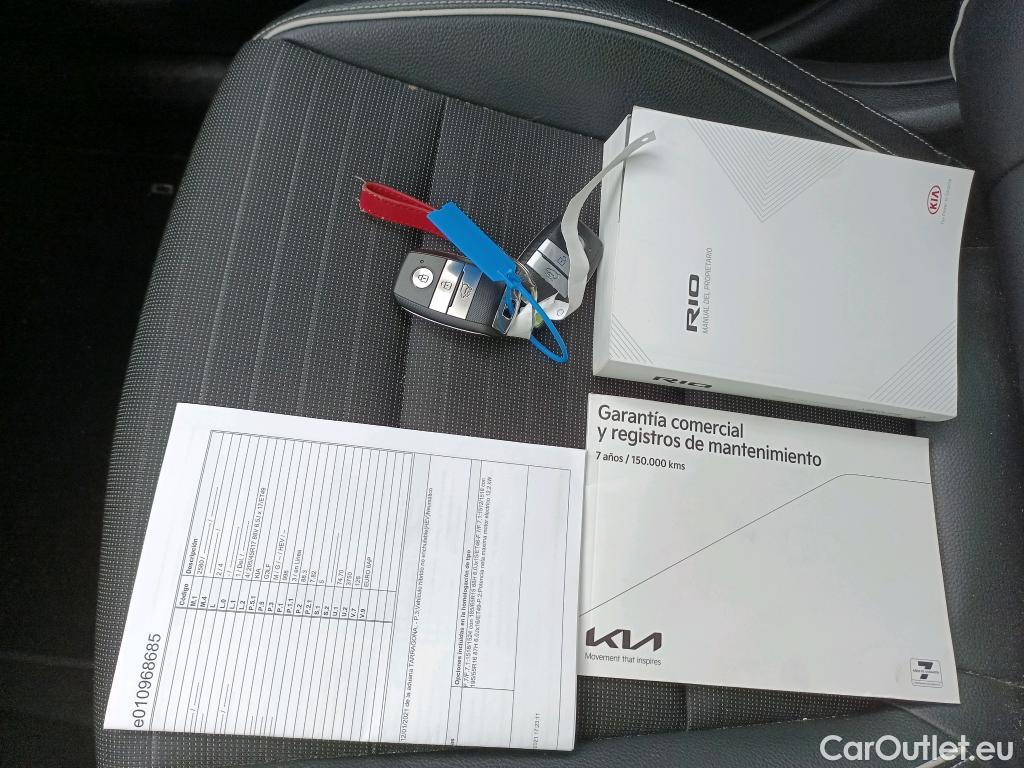  KIA  Rio KIA  / 2020 / 5P / berlina con portón 1.0 T-GDi 88kW MHEV GT Line DCT #12