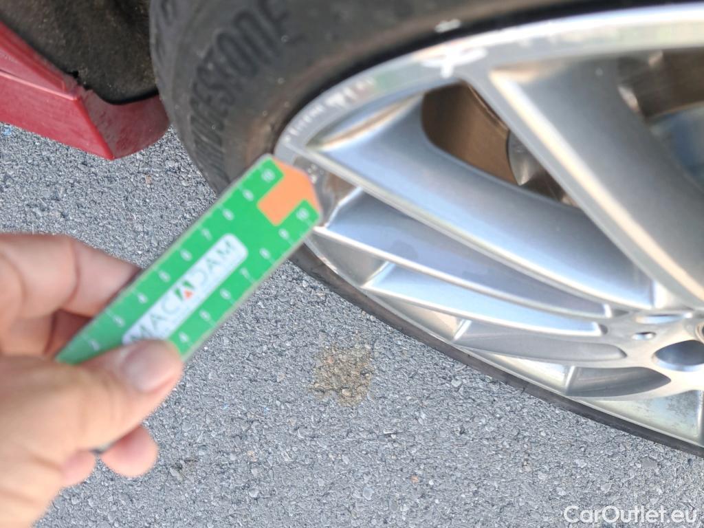  Mercedes  A-Klasse Clase A A 250 e (177.086)Premium-Pack 1.3 AMG Line 220CV AT8 E6d #8