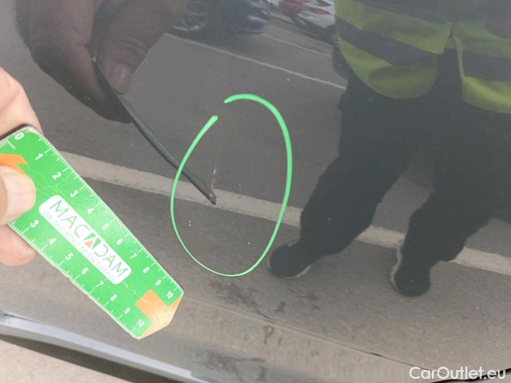  KIA  Rio KIA  / 2020 / 5P / berlina con portón 1.0 T-GDi 88kW MHEV GT Line DCT #24