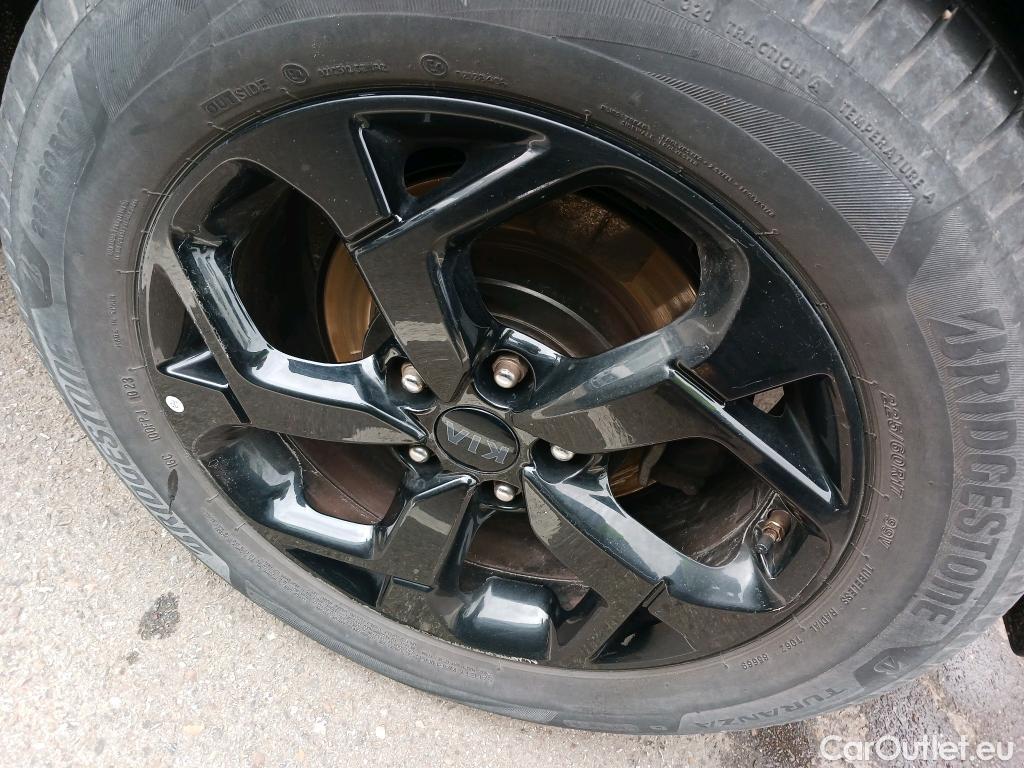  KIA  Sportage KIA  / 2018 / 5P / todoterreno 1.6 MHEV Black Edition 100kW (136CV) 4x2(SP) #10