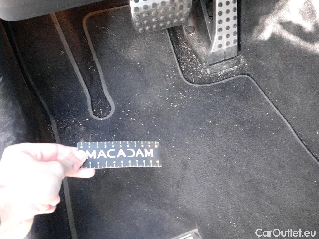  Mercedes  GLC Clase   300 e 4Matic (254.656)AMG 2.0 AMG Line 315CV AT9 E6d #22