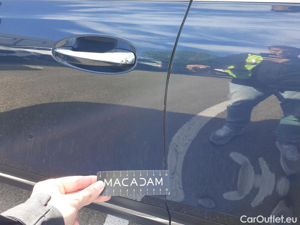  Mercedes  GLB MERCEDES-BENZ  / 2019 / 5P / todoterreno 2.0  200 D DCT 110KW (150CV) (AC) #3