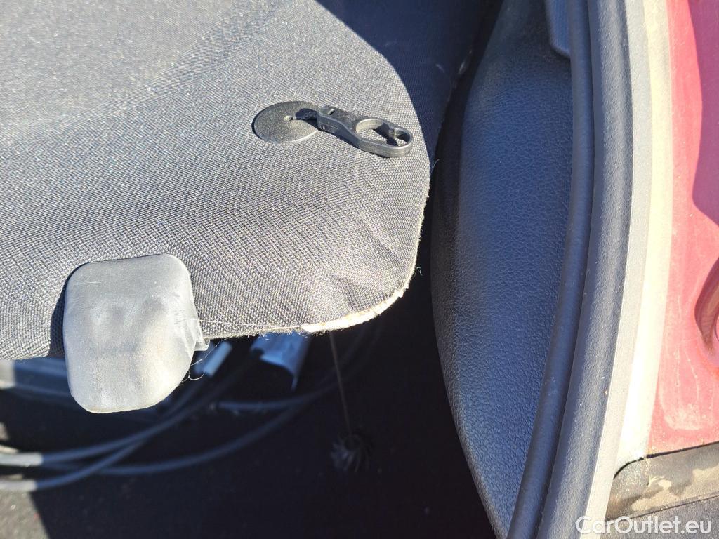  Mercedes  A-Klasse Clase A A 250 e (177.086)Premium-Pack 1.3 AMG Line 220CV AT8 E6d #2