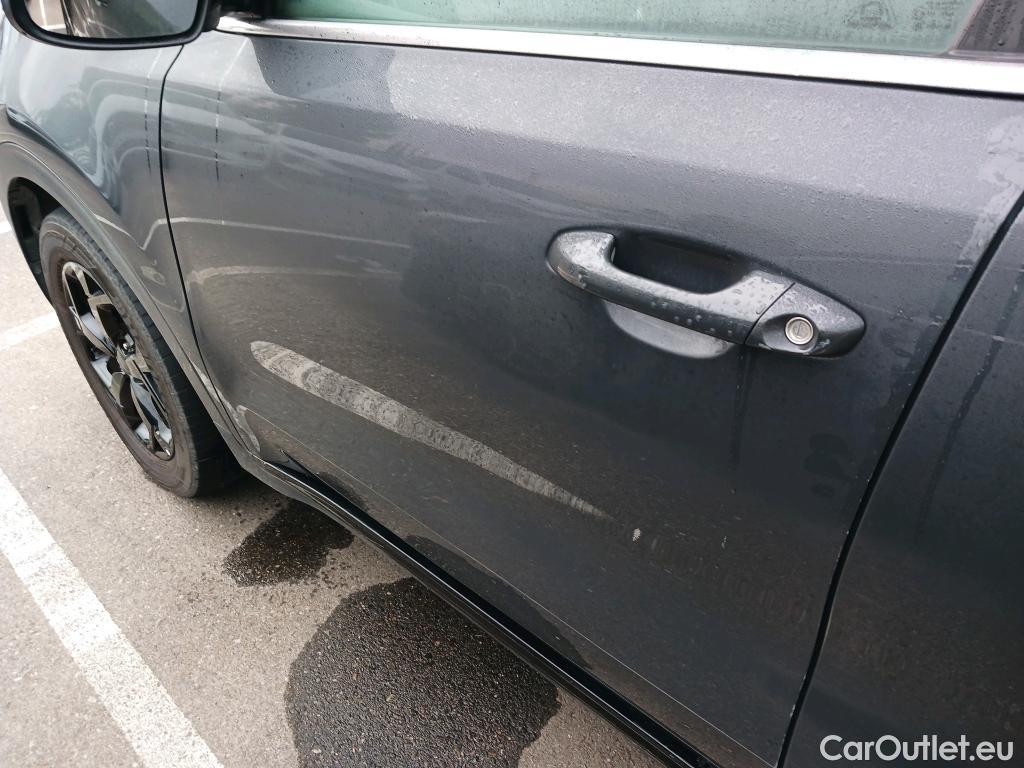  KIA  Sportage KIA  / 2018 / 5P / todoterreno 1.6 MHEV Black Edition 100kW (136CV) 4x2(SP) #1