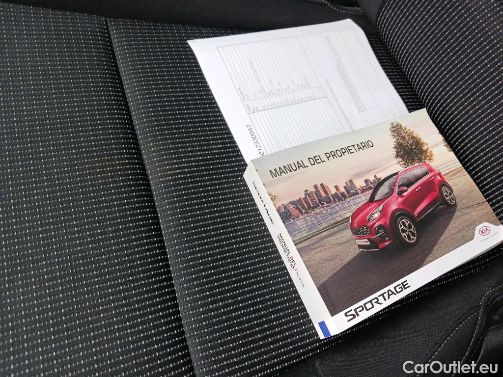  KIA  Sportage KIA  / 2018 / 5P / todoterreno 1.6 MHEV Black Edition 100kW (136CV) 4x2(SP) #15