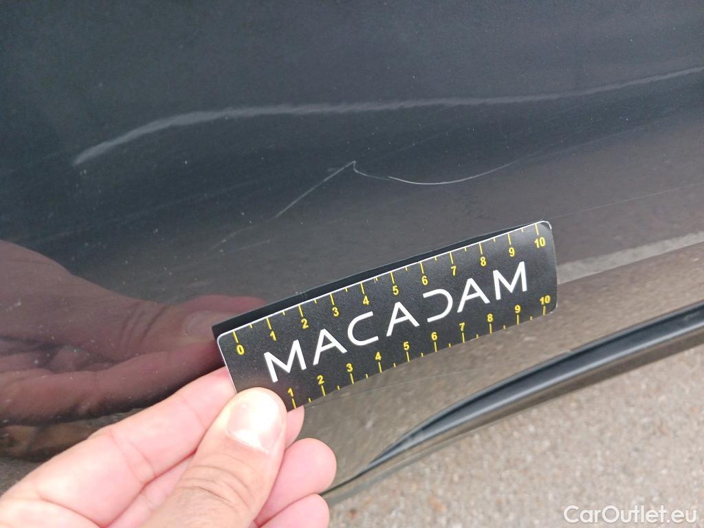  KIA  Sportage KIA  / 2018 / 5P / todoterreno 1.6 MHEV Black Edition 100kW (136CV) 4x2(SP) #8