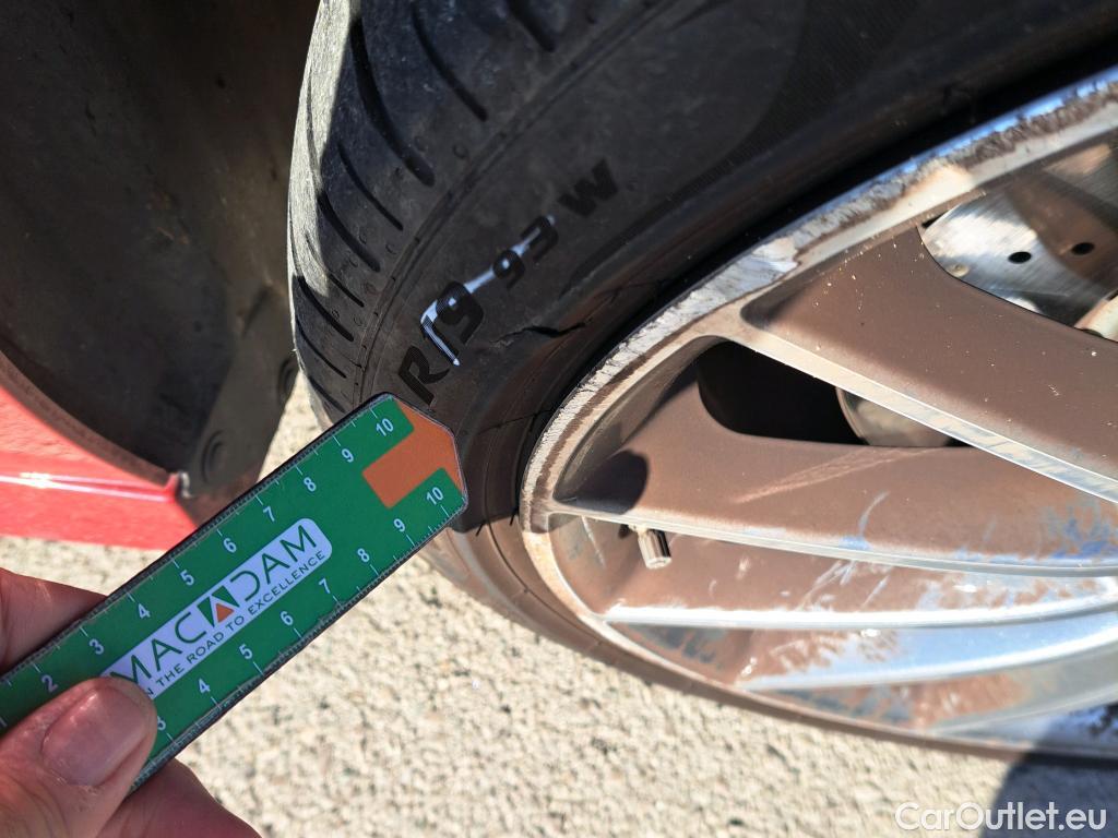  Mercedes  A-Klasse Clase A A 250 e (177.086)Premium-Pack 1.3 AMG Line 220CV AT8 E6d #6