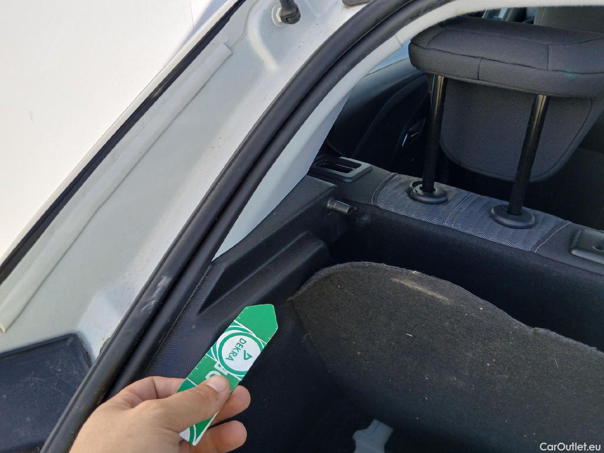  Opel  Corsa OPEL  / 2019 / 5P / berlina con portón 1.2 XEL 55kW (75CV) Edition #1