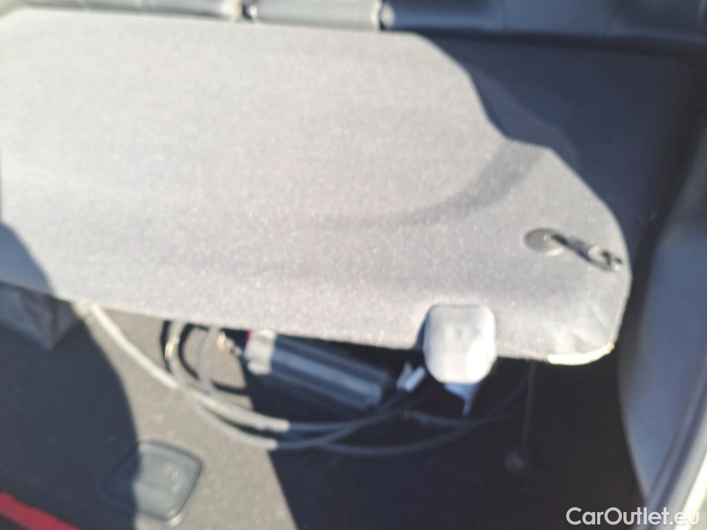  Mercedes  A-Klasse Clase A A 250 e (177.086)Premium-Pack 1.3 AMG Line 220CV AT8 E6d #1