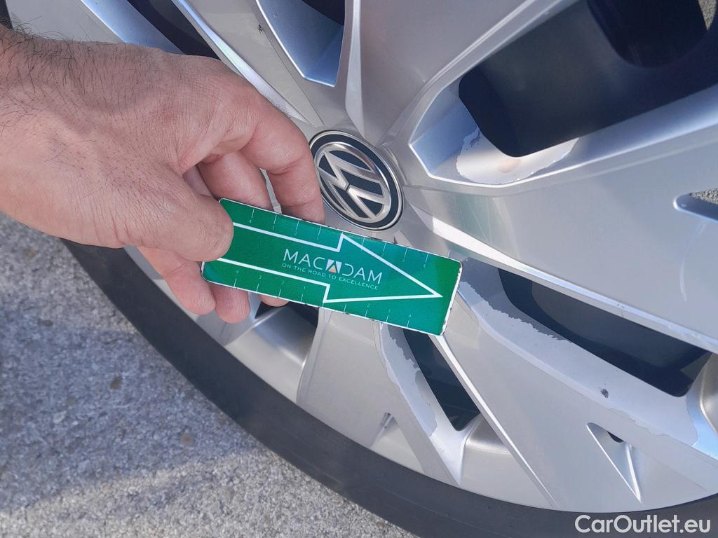  Volkswagen  T-CROSS VOLKSWAGEN  / 2018 / 5P / todoterreno Edition 1.0 TSI 70kW (95CV) #19