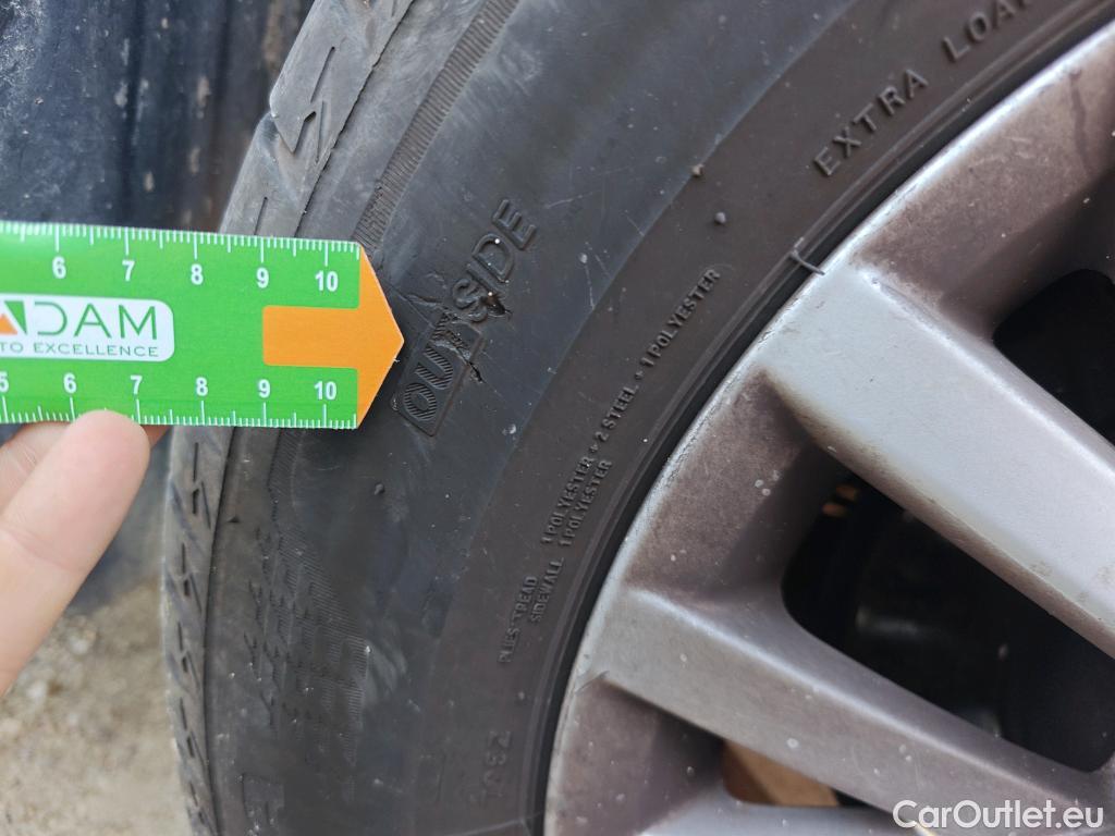  Volkswagen  T-ROC VOLKSWAGEN  / 2017 / 5P / todoterreno Edition 1.0 TSI 85kW (115CV) #63