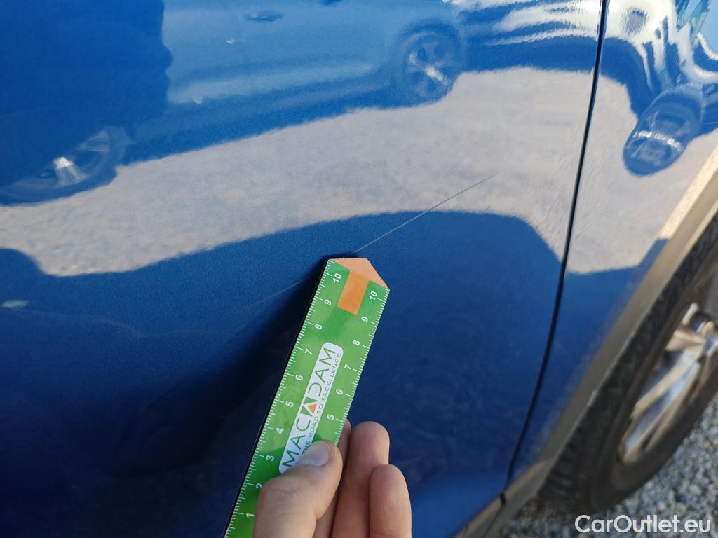  Volkswagen  T-ROC VOLKSWAGEN  / 2017 / 5P / todoterreno Edition 1.0 TSI 85kW (115CV) #33