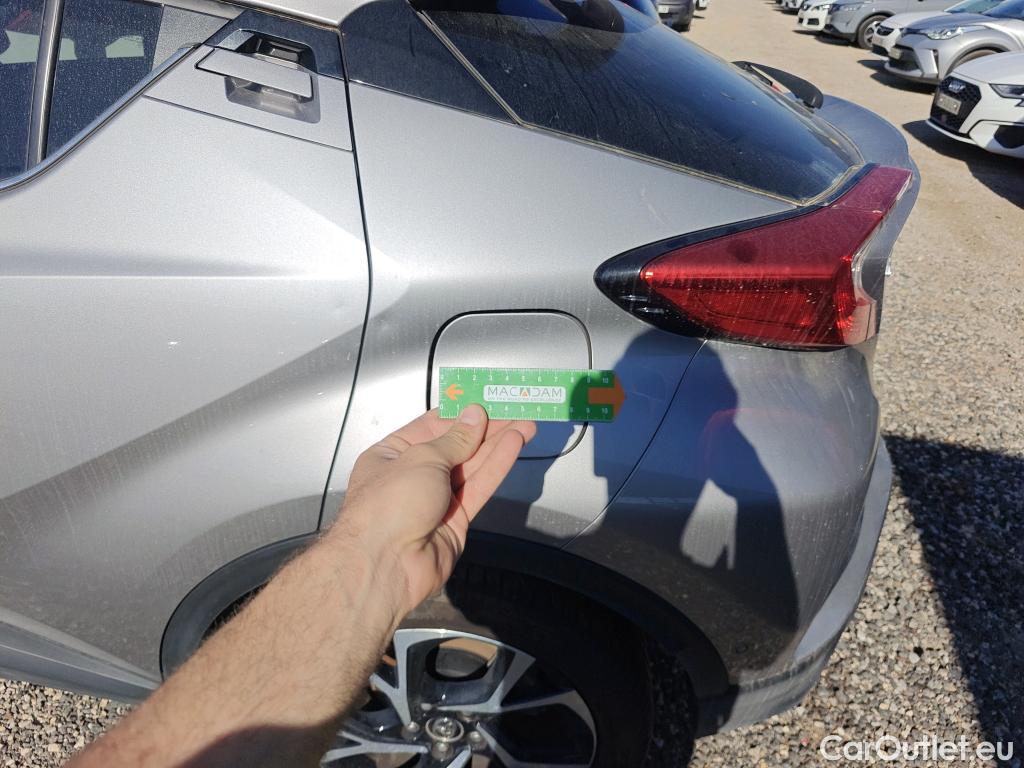  Toyota  C-HR TOYOTA  / 2016 / 5P / todoterreno 1.8 125H Advance (CX) #9