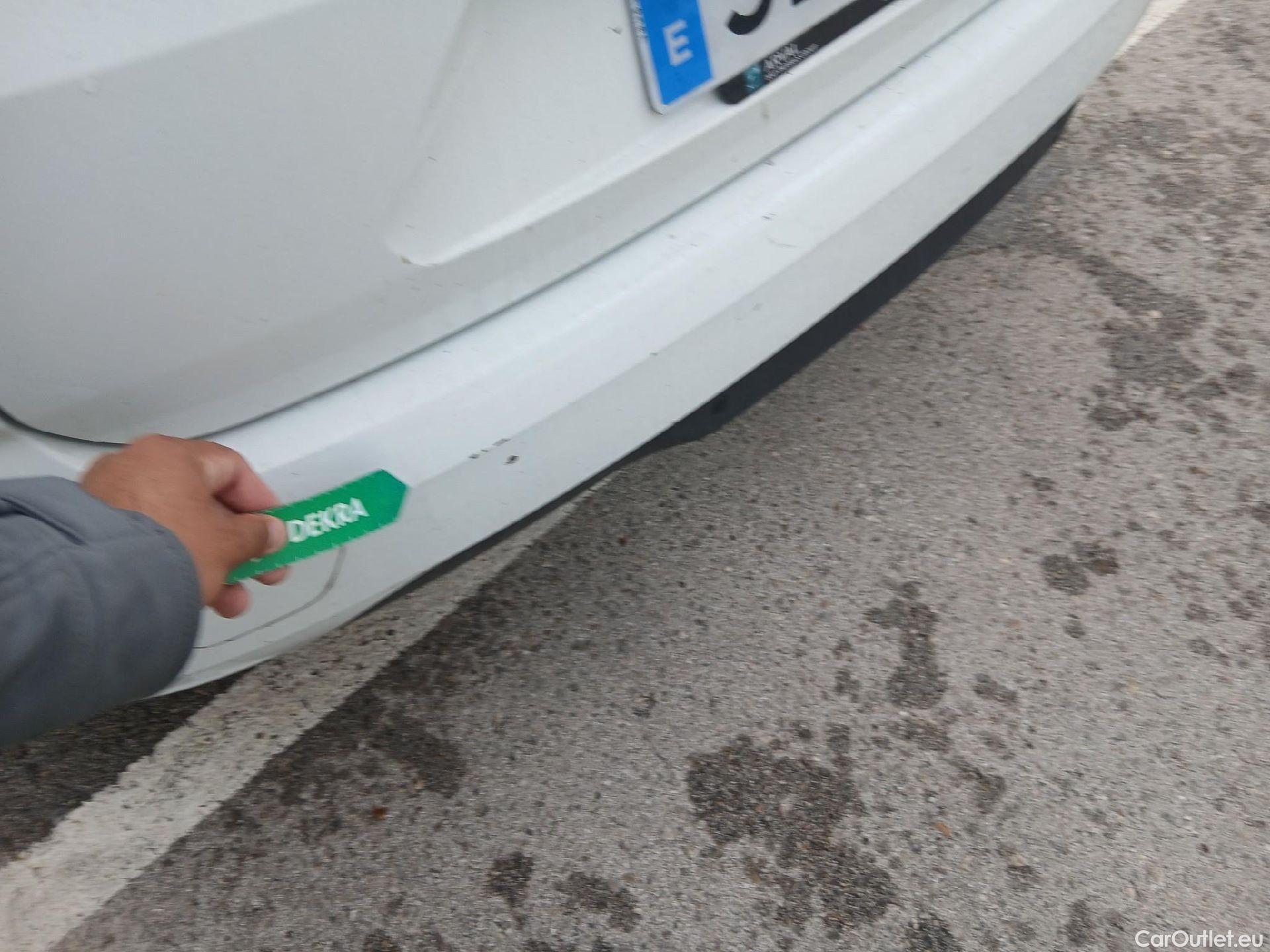  Renault  Megane RENAULT Mégane / 2020 / 5P / familiar S.T. Intens Blue dCi 85 kW (115CV) -SS #20