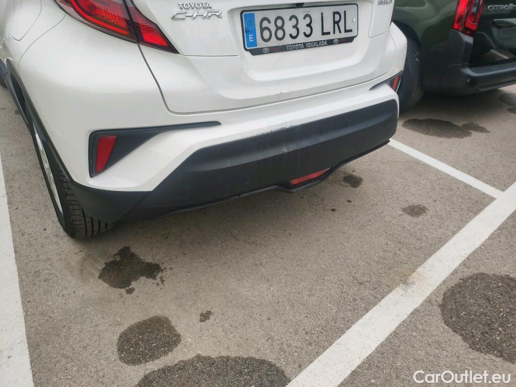  Toyota  C-HR TOYOTA  / 2019 / 5P / todoterreno 1.8 125H Active #13
