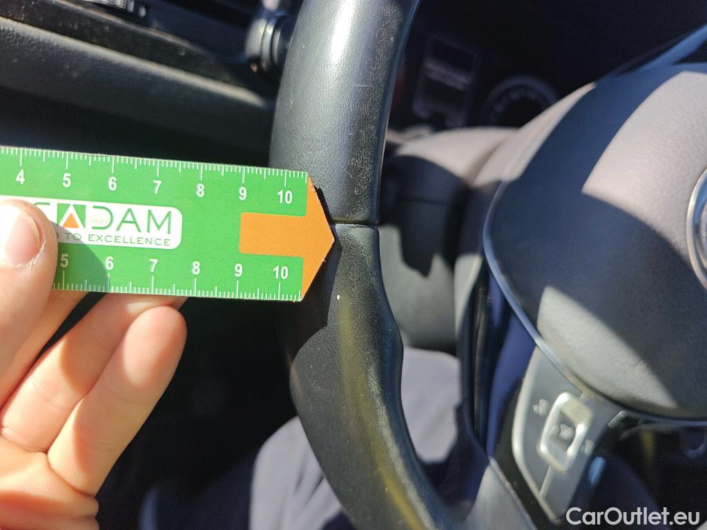  Volkswagen  T-ROC VOLKSWAGEN  / 2017 / 5P / todoterreno Edition 1.0 TSI 85kW (115CV) #39