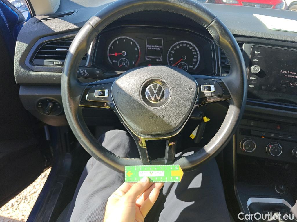  Volkswagen  T-ROC VOLKSWAGEN  / 2017 / 5P / todoterreno Edition 1.0 TSI 85kW (115CV) #37