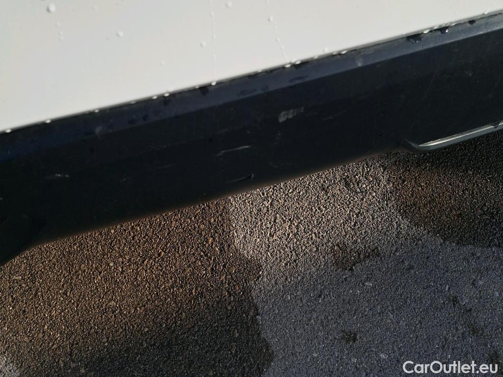  Toyota  Yaris TOYOTA  / 2020 / 5P / berlina con portón 1.5 120H Business Plus #10