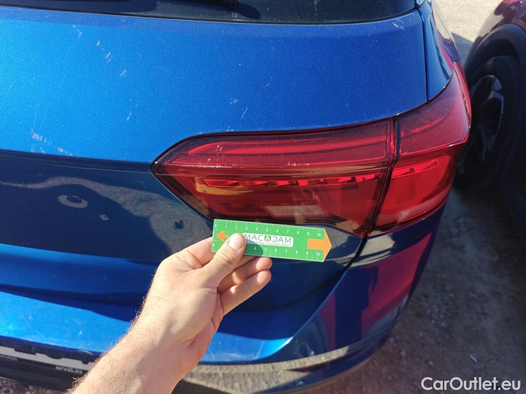  Volkswagen  T-ROC VOLKSWAGEN  / 2017 / 5P / todoterreno Edition 1.0 TSI 85kW (115CV) #3