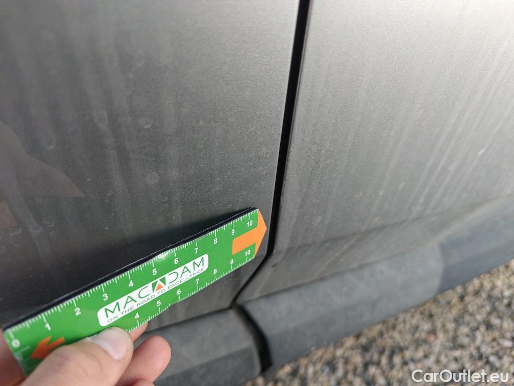  Toyota  C-HR TOYOTA  / 2016 / 5P / todoterreno 1.8 125H Advance (CX) #27