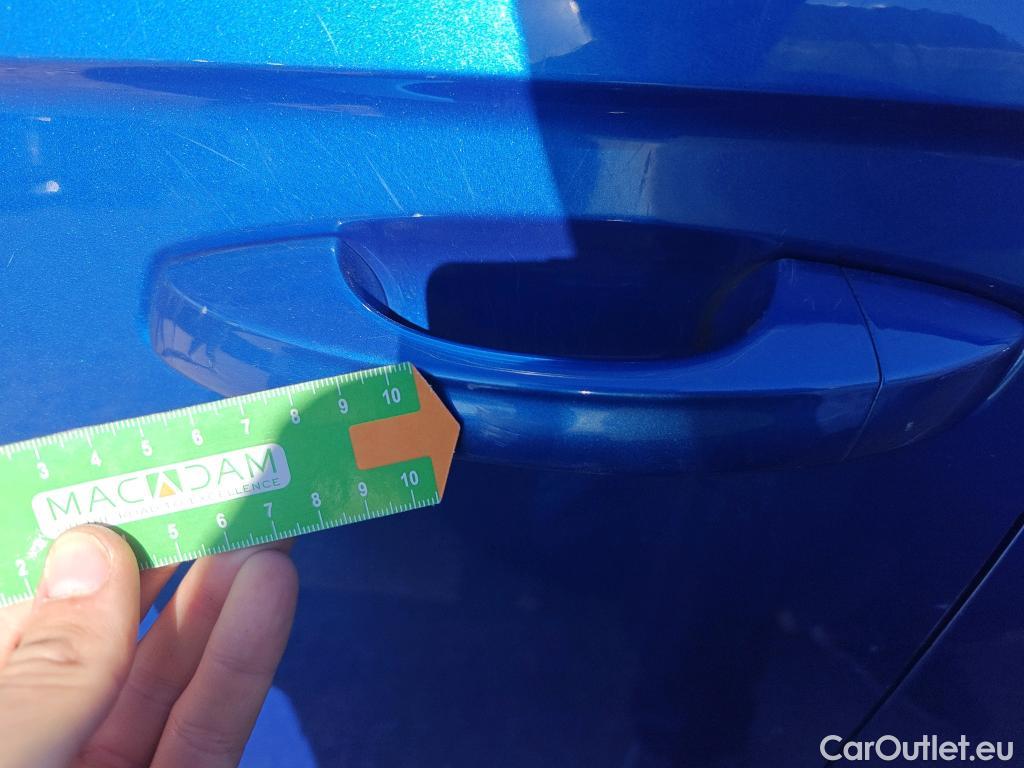  Volkswagen  T-ROC VOLKSWAGEN  / 2017 / 5P / todoterreno Edition 1.0 TSI 85kW (115CV) #60