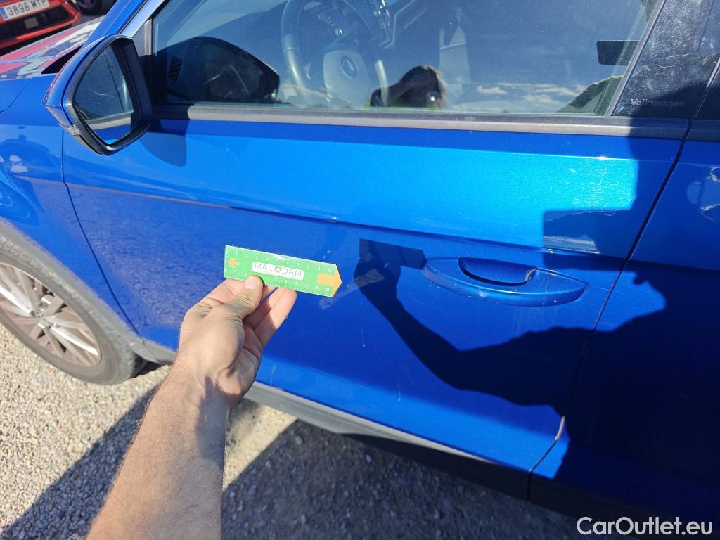  Volkswagen  T-ROC VOLKSWAGEN  / 2017 / 5P / todoterreno Edition 1.0 TSI 85kW (115CV) #29