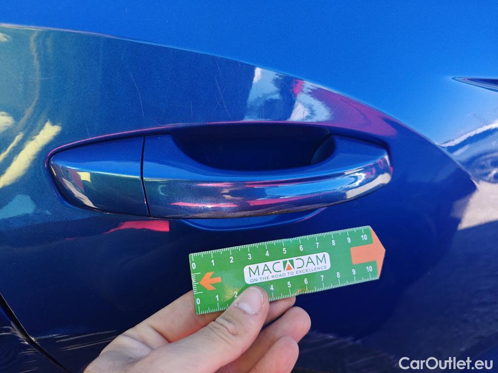  Volkswagen  T-ROC VOLKSWAGEN  / 2017 / 5P / todoterreno Edition 1.0 TSI 85kW (115CV) #57