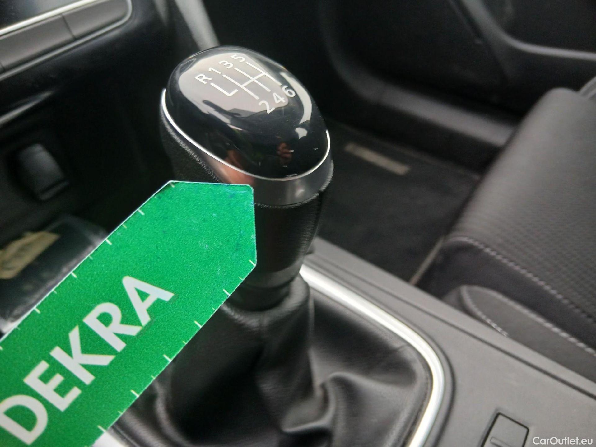  Renault  Megane RENAULT Mégane / 2020 / 5P / familiar S.T. Intens Blue dCi 85 kW (115CV) -SS #5