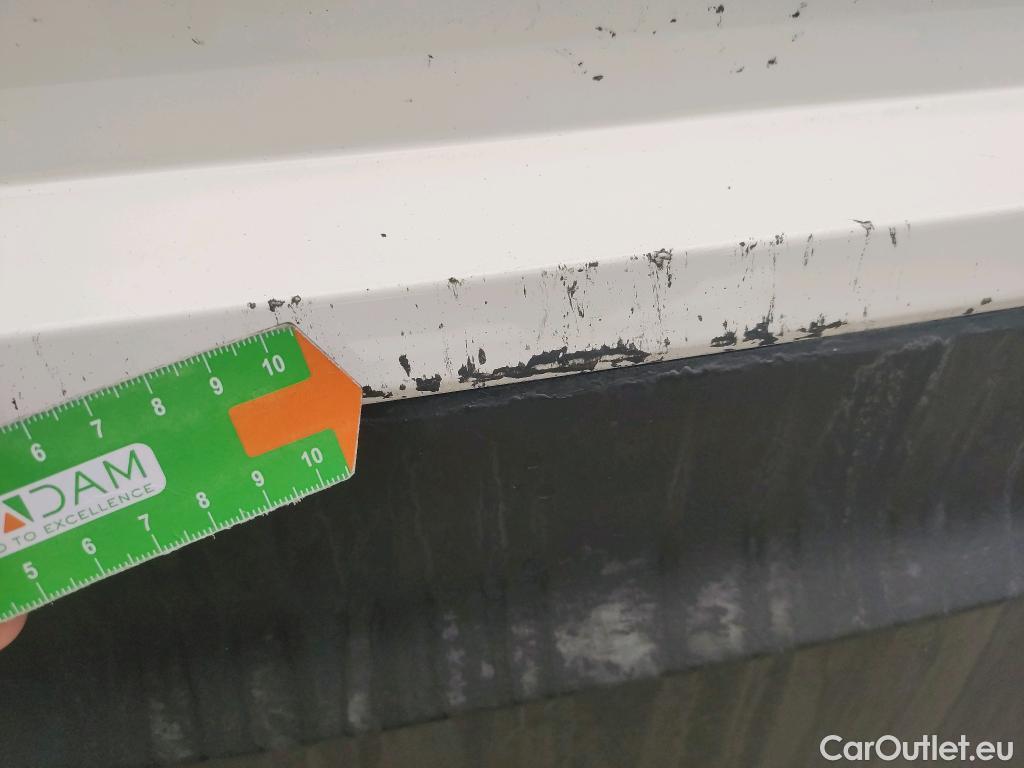  Toyota  C-HR TOYOTA  / 2019 / 5P / todoterreno 1.8 125H Active #14