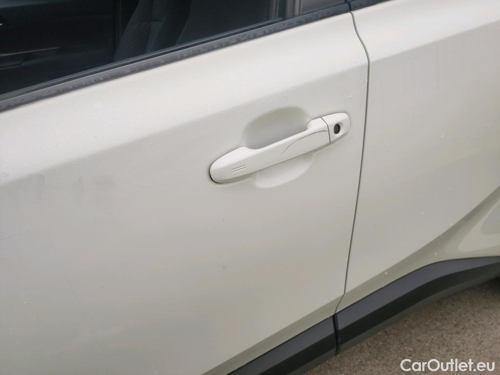  Toyota  C-HR TOYOTA  / 2019 / 5P / todoterreno 1.8 125H Active #17