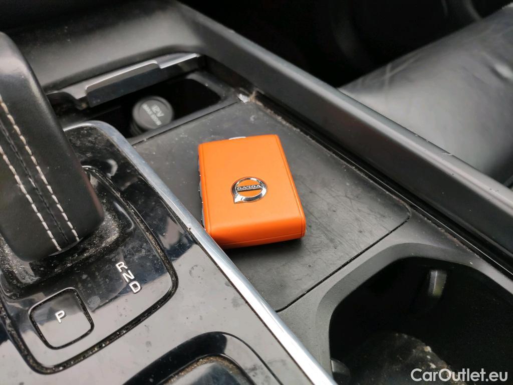  Volvo  XC60 VOLVO  / 2017 / 5P / todoterreno 2.0 T6 AWD Recharge R-Design Auto #3