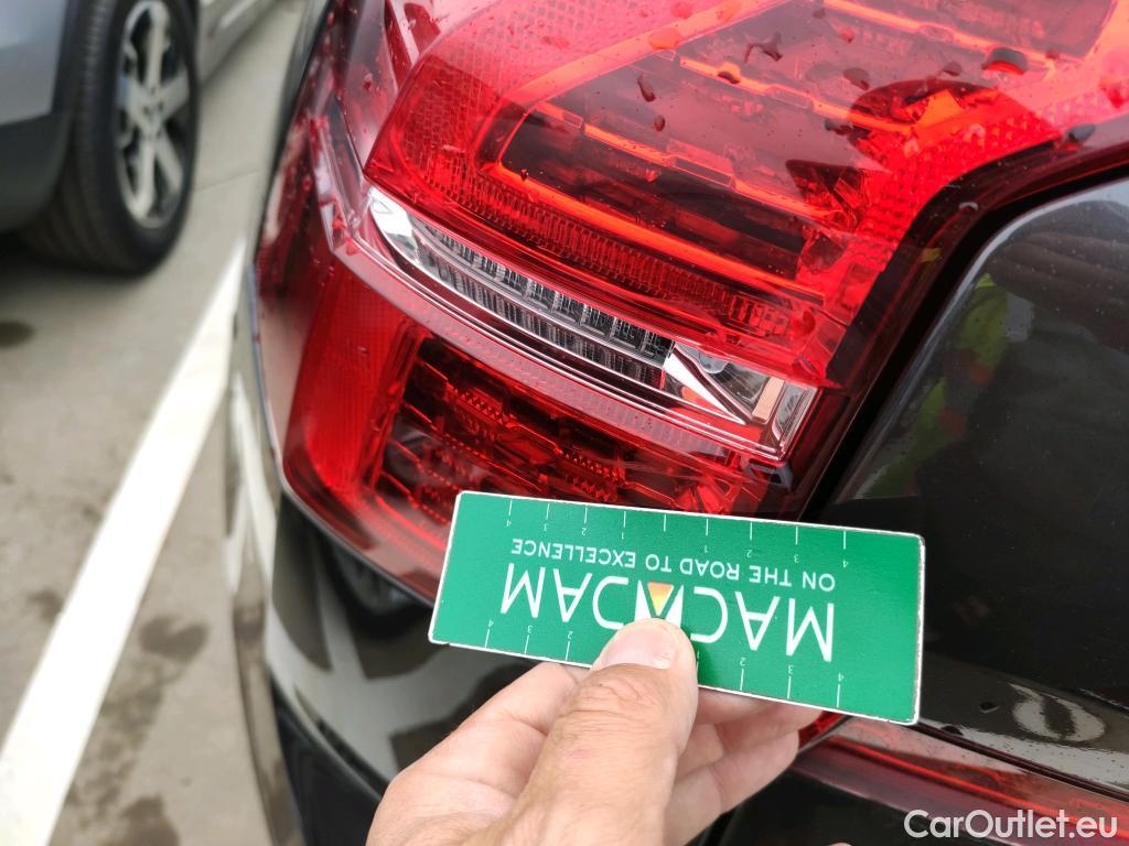  Volvo  XC60 VOLVO  / 2017 / 5P / todoterreno 2.0 T6 AWD Recharge R-Design Auto #2