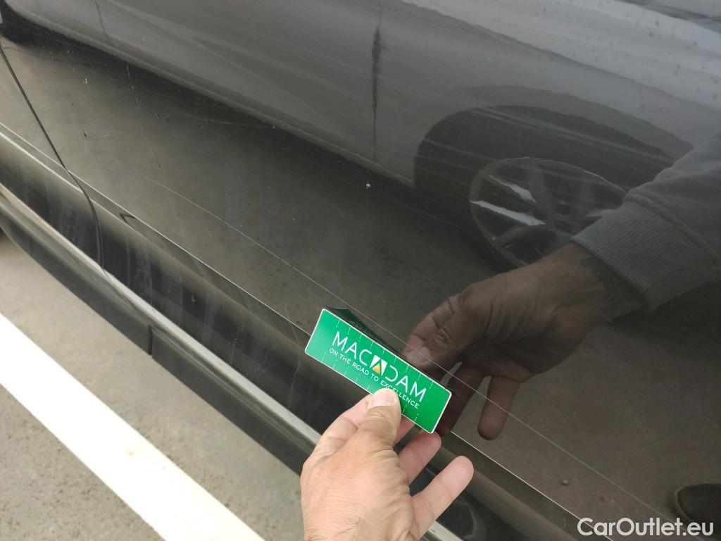  Volvo  XC60 VOLVO  / 2017 / 5P / todoterreno 2.0 T6 AWD Recharge R-Design Auto #24