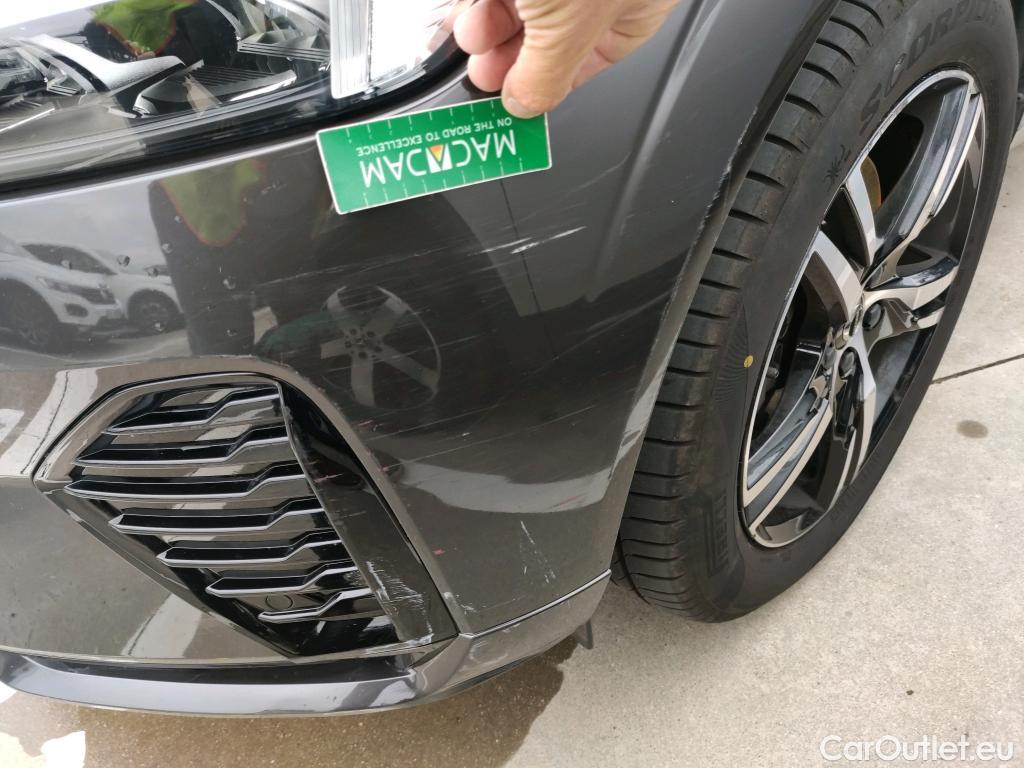  Volvo  XC60 VOLVO  / 2017 / 5P / todoterreno 2.0 T6 AWD Recharge R-Design Auto #28