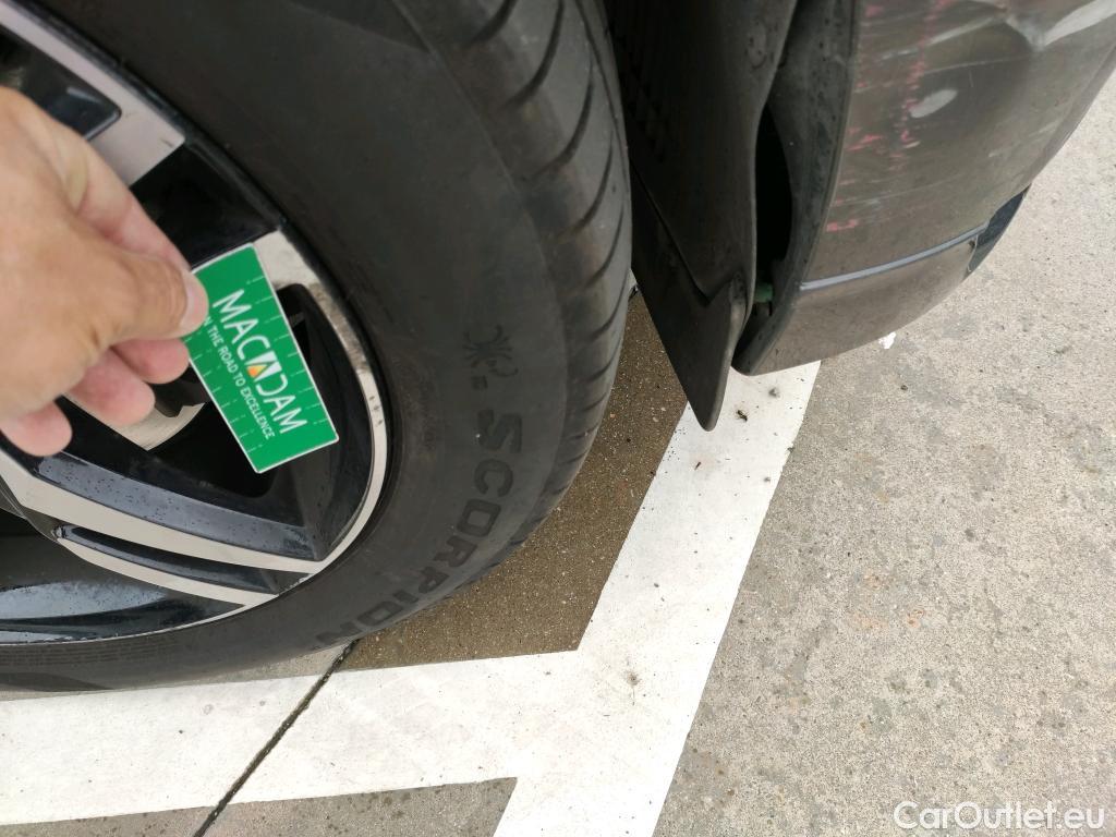  Volvo  XC60 VOLVO  / 2017 / 5P / todoterreno 2.0 T6 AWD Recharge R-Design Auto #11