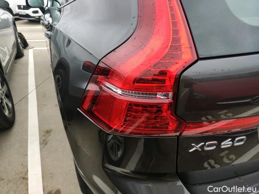  Volvo  XC60 VOLVO  / 2017 / 5P / todoterreno 2.0 T6 AWD Recharge R-Design Auto #1