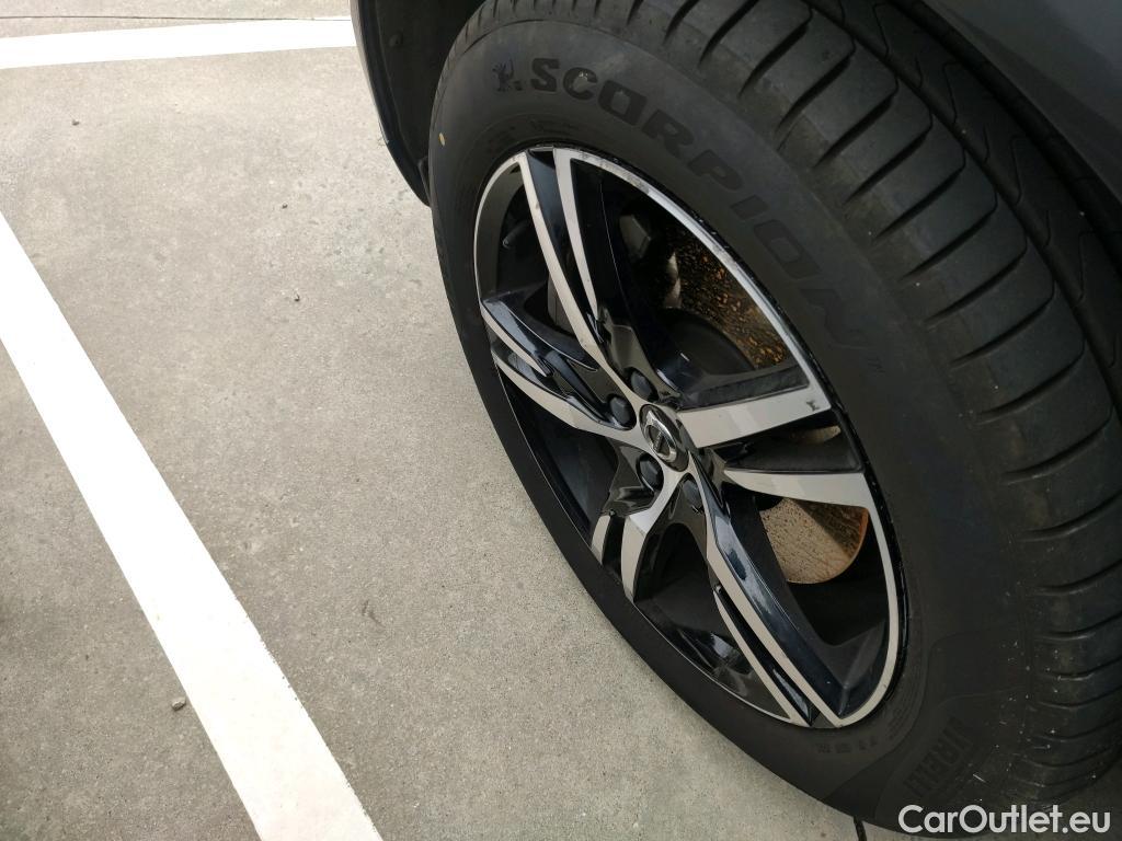  Volvo  XC60 VOLVO  / 2017 / 5P / todoterreno 2.0 T6 AWD Recharge R-Design Auto #12